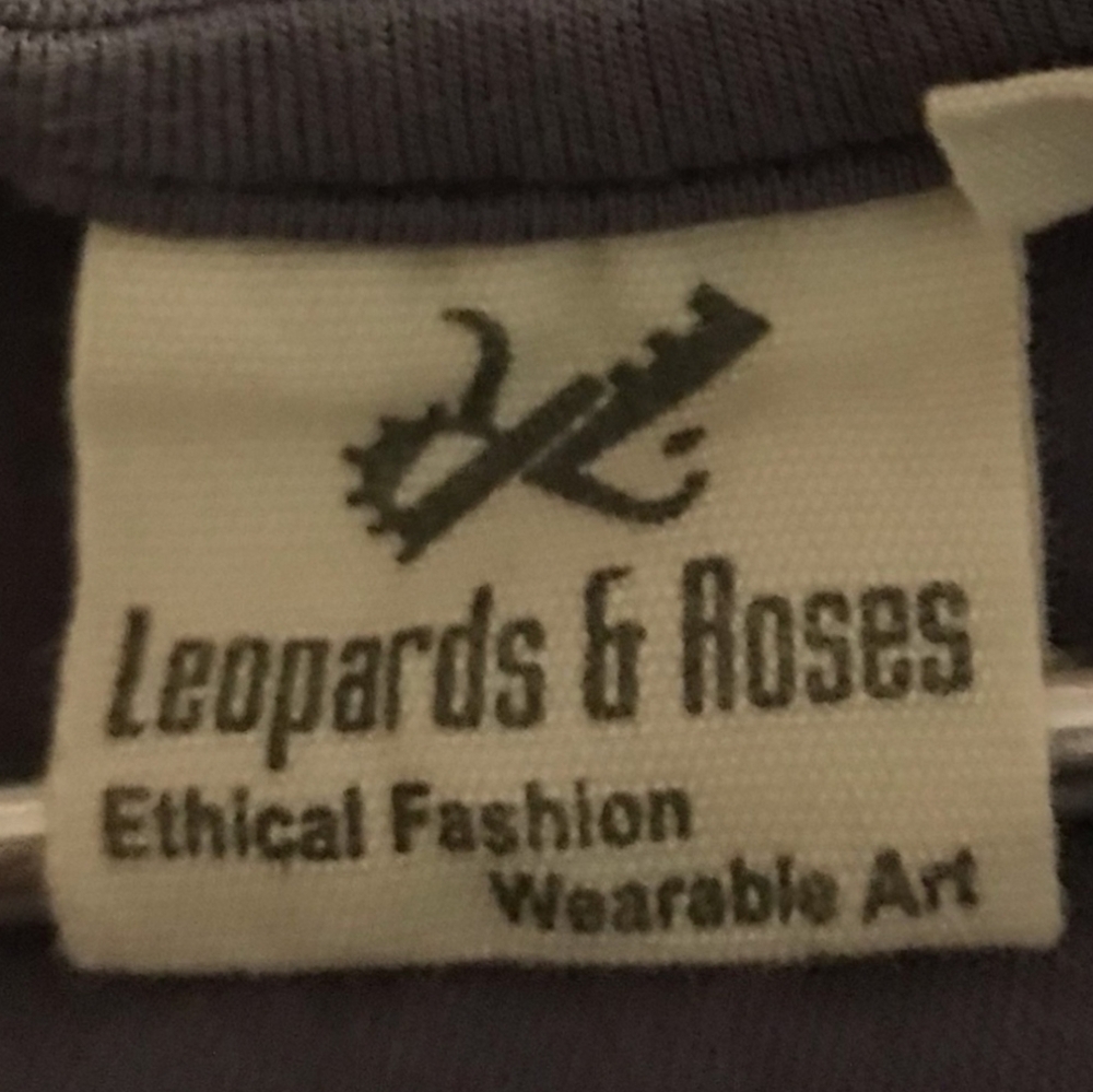 NWOT LEOPARDS & ROSES 100%COTTON DRESS - Picture 5 of 7